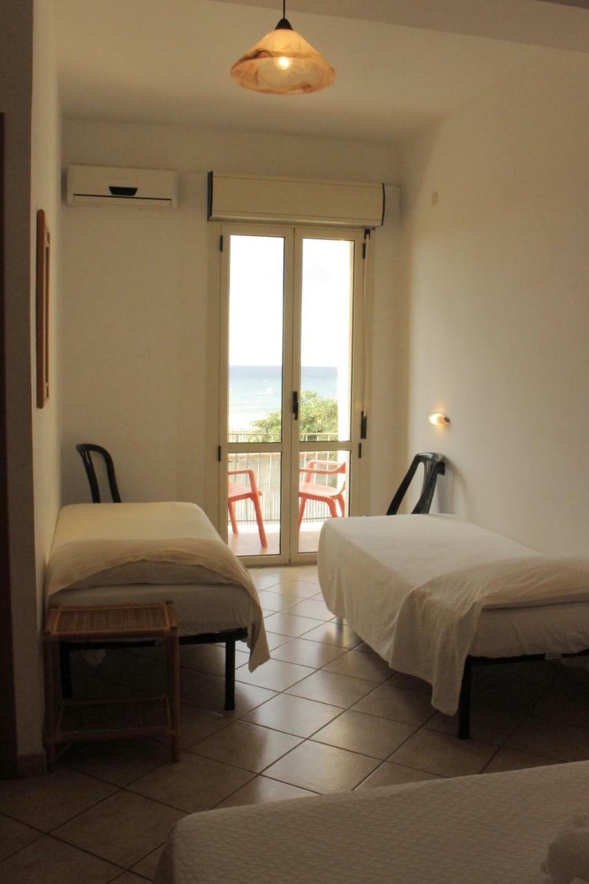 Albergo Il Terrazzino Vibo Valentia Marina Exterior photo